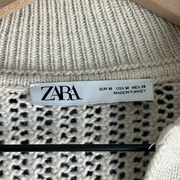 Zara V-Neck Pullover - Picture 4 of 7